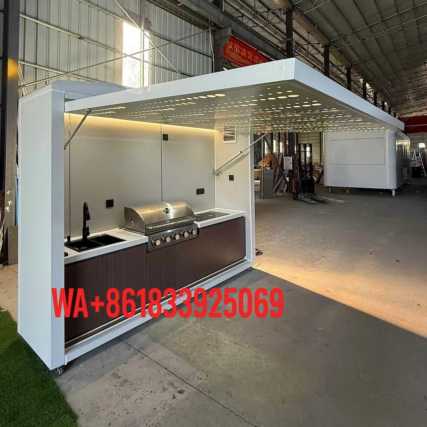 Modern Portable BBQ Grill Station Waterproof Aluminum Alloy Garden Cooking Customized